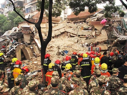 Trung Quốc: Tòa nhà 5 tầng bất ngờ đổ sập ảnh 5
