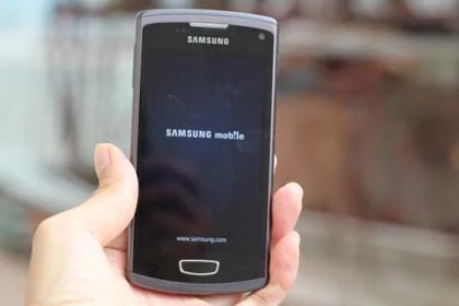 Cận cảnh điện thoại Samsung Bada cao cấp nhất ở VN ảnh 11