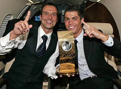 "Vở kịch" mới của Ronaldo và Jorge Mendes ảnh 1