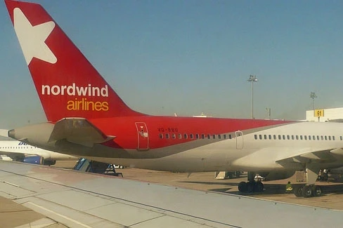 Lần đầu tiên Boeing 777 từ Nga tới Cam Ranh ảnh 1