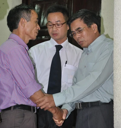 Tường thuật trực tiếp phiên xử Nguyễn Đức Nghĩa, kẻ giết và chặt đầu người yêu - Phần 1 ảnh 3