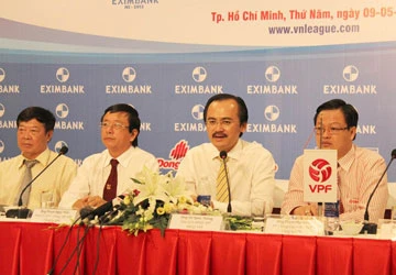 Vấn đề của bóng đá Việt Nam: VPF bị “bóng đè” ảnh 1