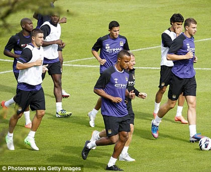 Yaya Toure “phát điên” vì chuông nhà thờ ảnh 1