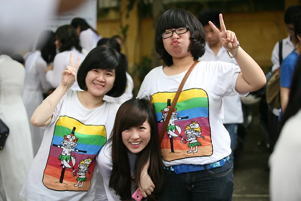 Á hậu Dương Tú Anh bụ bẫm từ bé ảnh 11