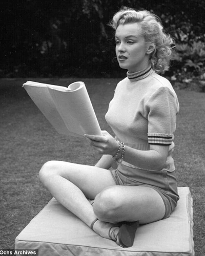 Công bố ảnh cực hiếm về "bom sex" Marilyn Monroe ảnh 4 Công bố ảnh cực hiếm về "bom sex" Marilyn Monroe ảnh 4