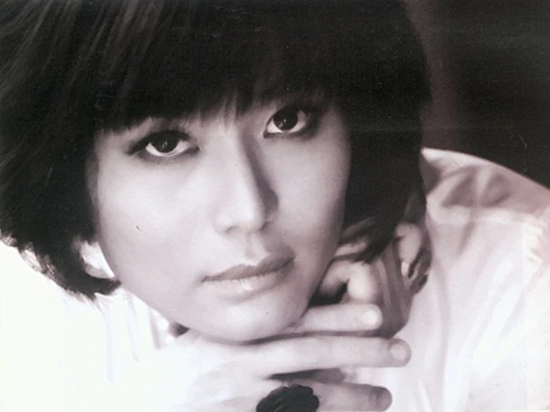 Hoa hậu Thu Thủy: "Sống thật thì không có giá!" ảnh 1