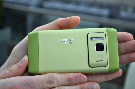 Ảnh thực tế điện thoại 12 "chấm" Nokia N8 ảnh 7