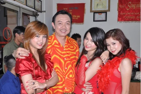 Lộ diện thành viên mới của Mắt Ngọc ảnh 2