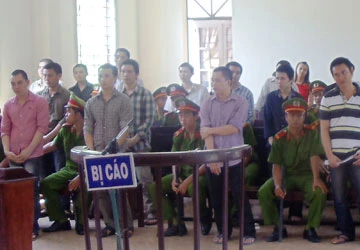 Đàn em Tuấn “chó” hầu tòa ảnh 1