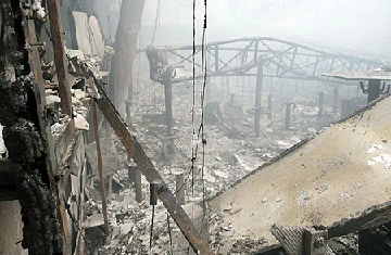 Cháy vũ trường trước cổng công viên Hồ Tây ảnh 1