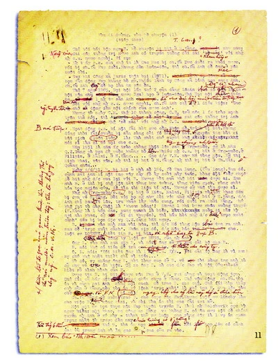 Trang bản thảo đánh máy tác phẩm “Vừa đi đường vừa kể chuyện” của Chủ tịch Hồ Chí Minh