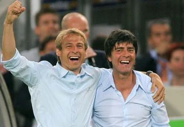 Jürgen Klinsmann: Từ cậu bé bán bánh mỳ đến HLV ĐT Mỹ ảnh 1