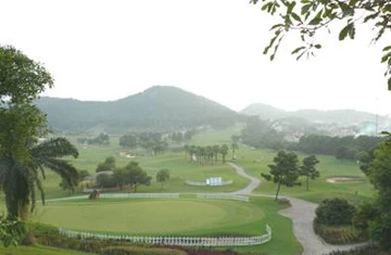 Tuyệt đối không sử dụng đất lúa 2 vụ xây sân golf ảnh 1