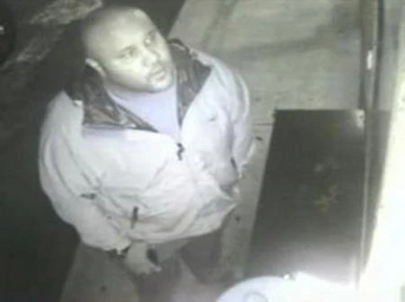 Cựu cảnh sát Mỹ giết 3 người có thể đã chết cháy ảnh 1