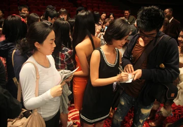 Cánh đồng bất tận ra mắt ấn tượng ở Pusan ảnh 1