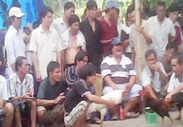 Hàng loạt “chợ đánh bạc” ở Tiền Giang - Bài 2: Đủ kiểu moi tiền con bạc ảnh 1 Hàng loạt “chợ đánh bạc” ở Tiền Giang - Bài 2: Đủ kiểu moi tiền con bạc ảnh 1