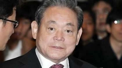 Chủ tịch Tập đoàn Samsung bị kiện đòi chia tài sản ảnh 1