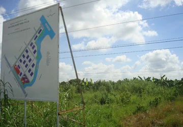 Nghĩ từ những khu công nghiệp… bỏ hoang ảnh 1