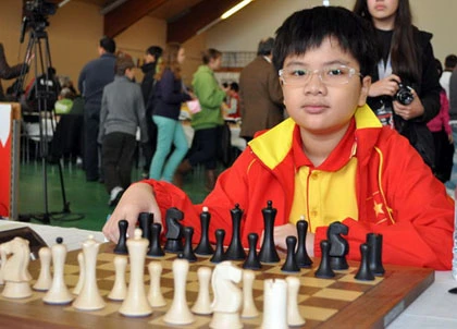 Tân vô địch thế giới Anh Khôi lập kỷ lục toàn thắng ảnh 2