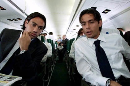 Milan giữ Nesta và Inzaghi, nhưng từ biệt Pirlo ảnh 1