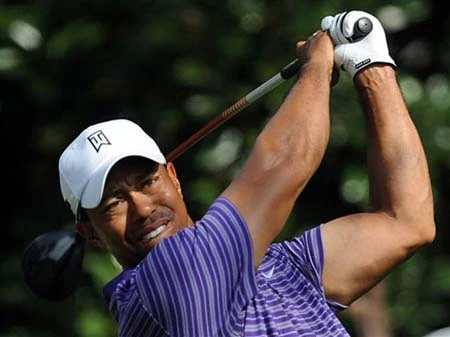 Tiger Woods bị tố ăn vụng với hàng xóm ảnh 2 Tiger Woods bị tố ăn vụng với hàng xóm ảnh 2