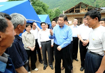 Tập Cận Bình - ngôi sao trên chính trường TQ: Bước đường sự nghiệp ảnh 1