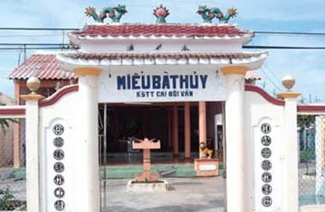 Bà Thủy là ai? ảnh 1