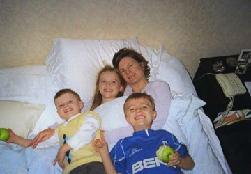 Số phận của một nữ đặc vụ CIA - Bài 1: Một cái chết lặng lẽ ảnh 1