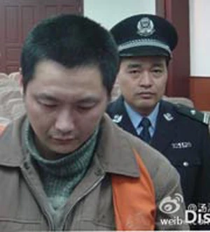 Tử hình họa sĩ hiếp dâm 23 người ảnh 1