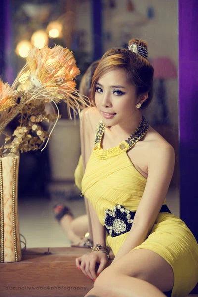 Quỳnh Nga nói về vụ "đánh ghen trên máy bay" ảnh 4