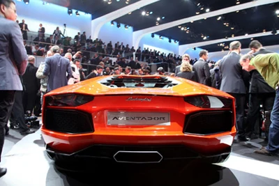 “Hàng khủng” Lamborghini Aventador LP700-4 trình làng ảnh 7