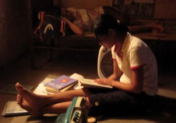 Vừa đỗ đại học, teen đã “hành” cha mẹ ảnh 1