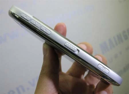 Nokia C7 chính hãng đã về VN ảnh 8