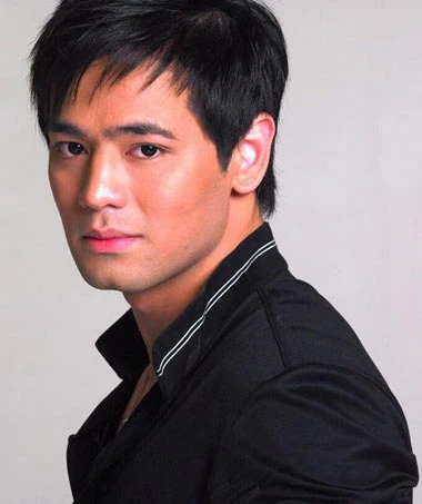 Bác sĩ thẩm Mỹ Hayden Kho. Ảnh: Noypi.