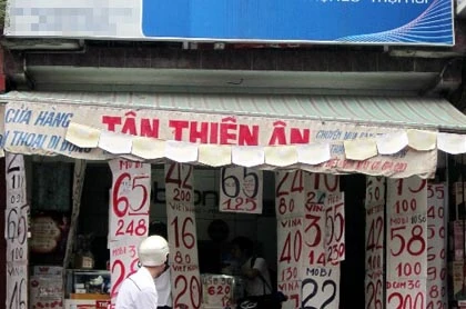 TPHCM: SIM trả trước đã kích hoạt vẫn bán tràn lan ảnh 1