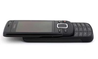 6600i không có nhiều khác biệt về thiết kế cũng như tính năng với model đi trước.