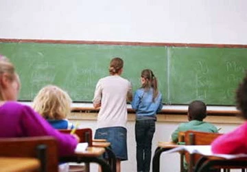 Tác hại của phấn bảng không bụi ảnh 1