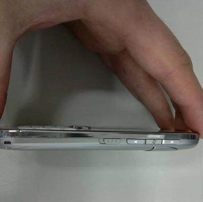 Loạt hình ảnh của Nokia E6-00 ảnh 2