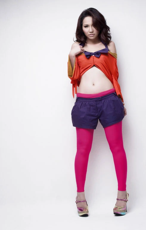 Kim Hiền - gái một con trông mòn con mắt ảnh 3