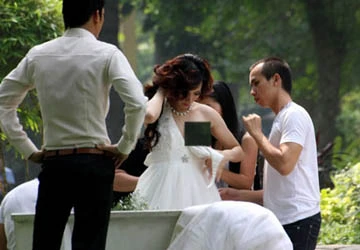 Tai nạn ảnh nóng "chốn hoang sơ" và nỗi khổ người mẫu ảnh 2