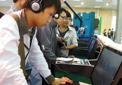 Lo con bị game bạo lực "tấn công" vào ngày nghỉ Tết ảnh 1