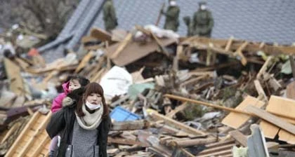 Nhật hủy kế hoạch dùng trực thăng tạo mưa axit ảnh 8