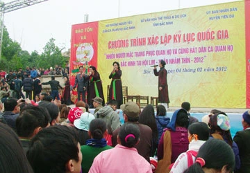 Từ vụ lùm xùm kỷ lục Hội Lim: Góp ý trái tai là bị kiện? ảnh 1