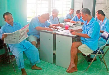 Trong thế giới những người mất ký ức ảnh 1