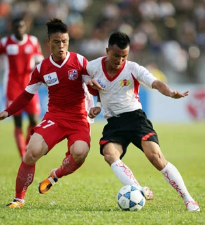 Vòng 15 V-League, ĐTLA- B. Bình Dương: Đi chung kết ngược ảnh 2