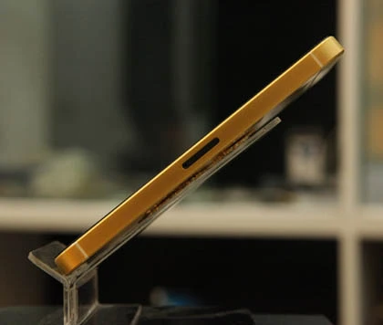 iPhone 5 mạ vàng, khảm hình rồng ở Việt Nam ảnh 8