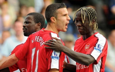 Chủ tịch HA.GL Đoàn Nguyên Đức: Mời Arsenal sang VN ư? Chuyện nhỏ! ảnh 1