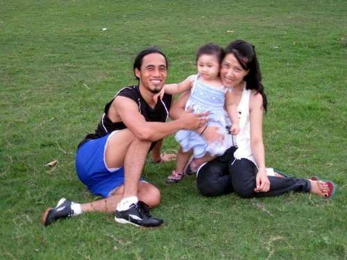 Phạm Anh Khoa lần đầu tiết lộ về vợ và con gái ảnh 1