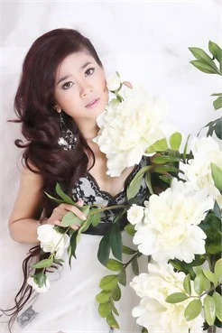 Mai Phương được Nguyễn Văn Chung "sủng ái"? ảnh 5 Mai Phương được Nguyễn Văn Chung "sủng ái"? ảnh 5