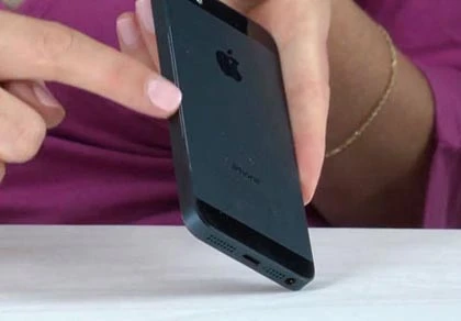 iPhone 5 dính lỗi ở nước ngoài, người mua trong nước do dự ảnh 1